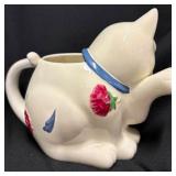 Poppies on Blue Kitten Creamer Poppies on Blue Kitten Creamer