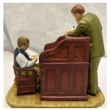 Norman Rockwell Figurine "The Marriage License" Norman Rockwell Figurine "The Marriage License"