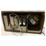 Vintage Wood Radio Vintage Wood Radio