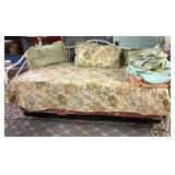 Day Bed with Trundle Day Bed with Trundle