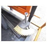 LandHonor Cattle Working Chute w/Scale LandHonor Cattle Working Chute w/Scale