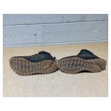 KEEN Zionic Mid Waterproof Hiking Boots for Men Size 9. 5 KEEN Zionic Mid Waterproof Hiking Boots for Men Size 9. 5