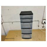 Sterilite 5 Drawer Tower, with both Shallow and Deep Clear Plastic Drawers Sterilite 5 Drawer Tower, with both Shallow and Deep Clear Plastic Drawers