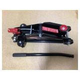 Hyper Tough T82011W Trolley Jack, 2 Ton Hyper Tough T82011W Trolley Jack, 2 Ton
