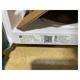 GE 1.1 Cu. Ft. Capacity Countertop Microwave Oven GE 1.1 Cu. Ft. Capacity Countertop Microwave Oven