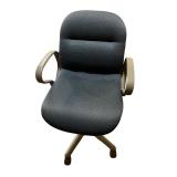 Set of 2 Office Chairs with Upholstered Seats and Casters