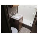 2017 Ford E-450 Freedom Elite RV 22FE– 11,687 Miles – LOW MILES