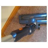 Orfeld Battery-Powered Vacuum