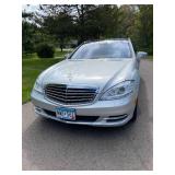 Beautiful 2013 Mercedes-Benz S550 4-Matic Silver Luxury Sedan - 64,635 Miles