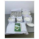 Fukagawa Bone China Dinner Set - 8 Place Settings w/ Storage Cases