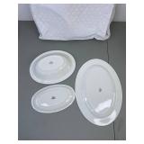 Fukagawa Bone China Dinner Set - 8 Place Settings w/ Storage Cases