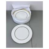 Fukagawa Bone China Dinner Set - 8 Place Settings w/ Storage Cases