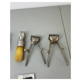 Vintage Shaving Equipment and Pocket Knives Lot