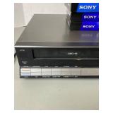 Vintage General Electric VHS Player 9-7100 with 6 Blank Tapes