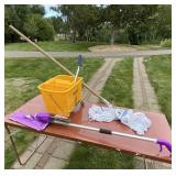 Industrial Mop Squeeze Bucket With Long Handle Mop and Spray Mop