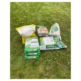 Lot of Lawn Fertilizers and Weed Control Products, Multiple Brands