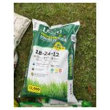 Lot of Lawn Fertilizers and Weed Control Products, Multiple Brands
