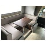 2022 Winnebago Motor Home