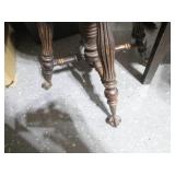 Gorgeous vintage Clawfoot 2-tier en...