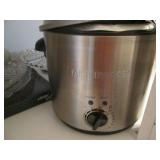 Faberware cooker, serving ware, pap...