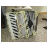 Vintage 120 Bass Accordion with loc...