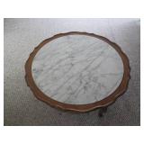 Vintage 42" Scalloped edge Wood cla...
