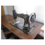 Vintage "The Free No 5" Seamstress ...