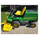 John Deere F725 Mower John Deere F725 Mower