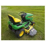 John Deere X324 Lawn Tractor AWS John Deere X324 Lawn Tractor AWS