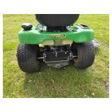 John Deere X324 Lawn Tractor AWS John Deere X324 Lawn Tractor AWS