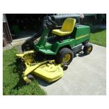 John Deere F725 Mower John Deere F725 Mower