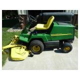 John Deere F725 Mower John Deere F725 Mower