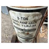 Continental Shophoist 4000 with 3 Ton Long Ram Jack Continental Shophoist 4000 with 3 Ton Long Ram Jack