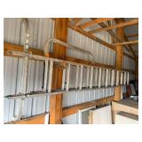 Aluminum Extension Ladder with Stabilizer Aluminum Extension Ladder with Stabilizer