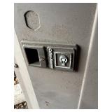 Culter-Hammer 200 Amp Breaker Box Culter-Hammer 200 Amp Breaker Box