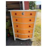 5 Drawer Dresser 18" x 30" x 44" Tall 5 Drawer Dresser 18" x 30" x 44" Tall