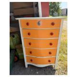 5 Drawer Dresser 18" x 30" x 44" Tall 5 Drawer Dresser 18" x 30" x 44" Tall
