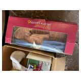 Everything on Pallet - Holiday Items, Lights, Picture Frames Everything on Pallet - Holiday Items, Lights, Picture Frames