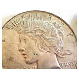 Pair of 1922 Peace Silver Dollars Pair of 1922 Peace Silver Dollars