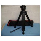 Manfrotto 504 Professional Video / Photography Fluid Head and 546 Aluminum Telescoping Tripod with Case Manfrotto 504 Professional Video / Photography Fluid Head and 546 Aluminum Telescoping Tripod with Case