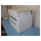 New in Box!  PAIR of Crestron SAROS SR6T-W-T 2-Way Surface Mount Indoor / Outdoor Pro Audio Loudspeakers / Speakers New in Box!  PAIR of Crestron SAROS SR6T-W-T 2-Way Surface Mount Indoor / Outdoor Pro Audio Loudspeakers / Speakers