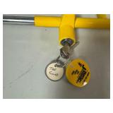 "The Club" Econo Truck Club Steering Wheel Locking Bar with Key (Prevent auto theft)