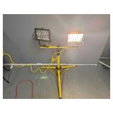 Dual-Head Work Flood Light (LED) 1000W Telescoping Stand