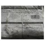 Beautiful Floral Rug. 3