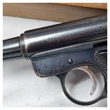 Ruger Mark I, 22LR Semi Auto Pistol w/Case