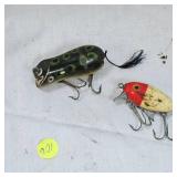 Shakespeare Wooden Genuine Swimming Mouse in Frog Pattern and Clarks Water Scout 300 Shakespeare Wooden Genuine Swimming Mouse in Frog Pattern and Clarks Water Scout 300