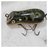 Shakespeare Wooden Genuine Swimming Mouse in Frog Pattern and Clarks Water Scout 300 Shakespeare Wooden Genuine Swimming Mouse in Frog Pattern and Clarks Water Scout 300