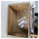 Vintage Budweiser Wooden Crate Box, with bottle Cap Checkers with original caps, Centential 1876-1976,