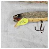 Heddon Wooden Cobra Fishing Lue with Creek Chub Box/Winchester Tin Sign