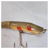 Vintage CC Roberts Musky  Mad Puppy Minnow Vintage CC Roberts Musky  Mad Puppy Minnow